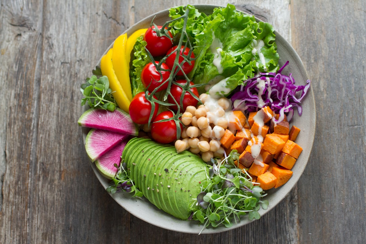 Professional nutrition counselor reviewing dietary guidelines with client